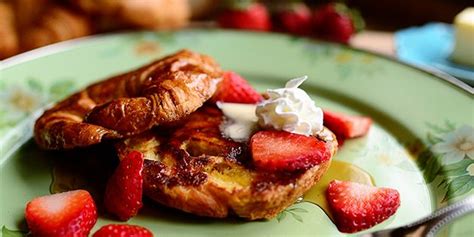 croissant-french-toast-the-pioneer-woman image