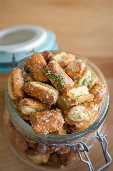 garlic-parmesan-ranch-pretzels-lifes-ambrosia image