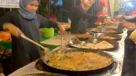 malaysian-street-food-mee-goreng-youtube image