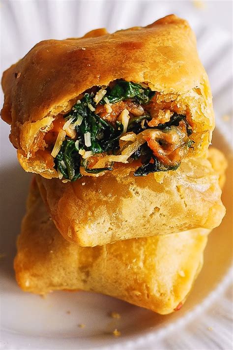 chicken-and-spinach-in-puff-pastry-julias-album image