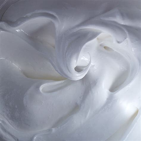 best-swiss-meringue-recipe-how-to-make-basic-swiss image
