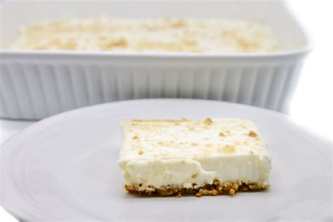 low-calorie-lemony-cheesecake-yogurt-pie-skinny image