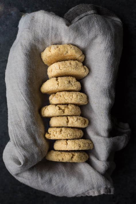 sparkling-vegan-almond-butter-oat-cookies-fooduzzi image