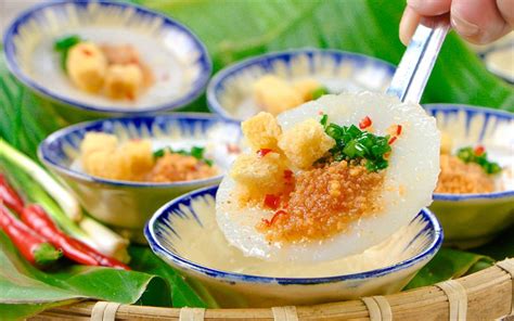 vietnamese-banh-beo-recipe-steamed-rice-flour-cakes image