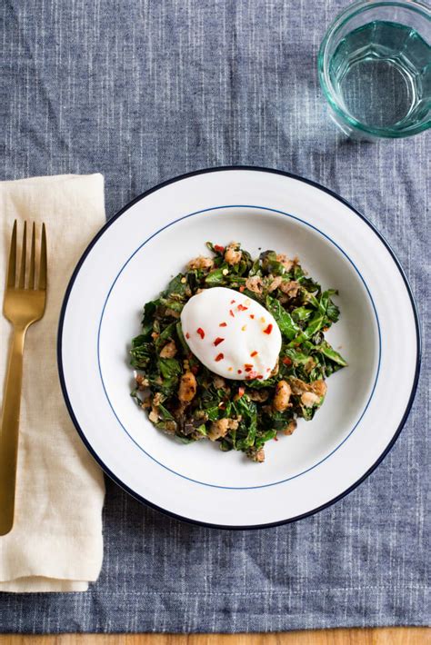 recipe-crispy-white-beans-with-greens-and-poached-egg image
