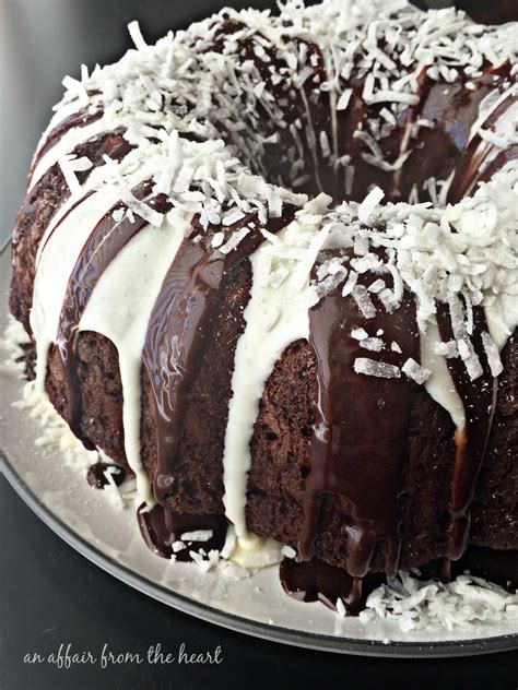 chocolate-macaroon-tunnel-cake-just-like-the-old-box image
