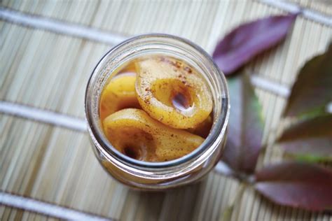 recipe-preserved-pears-in-syrup-the-dialog image