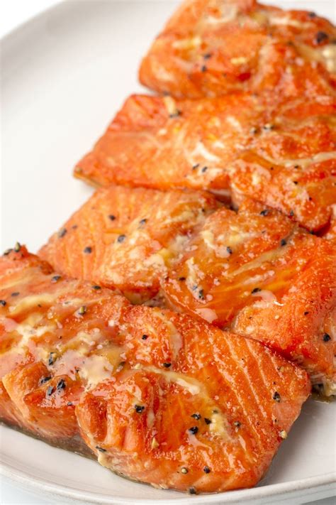 air-fryer-maple-glazed-salmon-noble-pig image