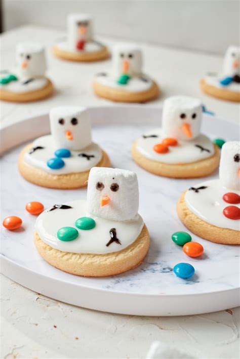 easy-melted-snowman-cookies image