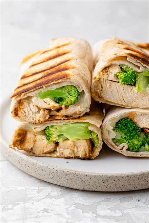 grilled-chicken-broccoli-wraps-feelgoodfoodie image