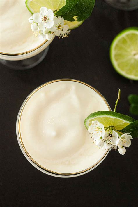 easy-creamy-frozen-pia-colada-no-fancy-cocktail image