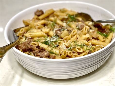 caramelized-fennel-and-spicy-sausage-pasta image
