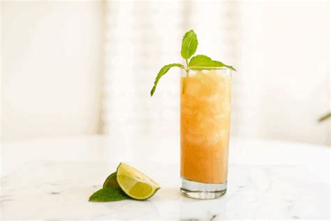 apple-mojito-recipe-with-vodka-and-apple-juice image