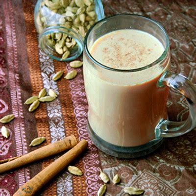 know-your-botanicals-cardamom-kashmiri-chai-with image