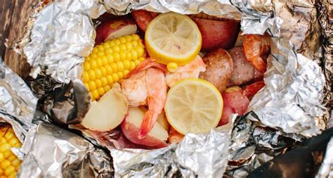 camp-recipe-foil-packet-low-country-boil-southern image