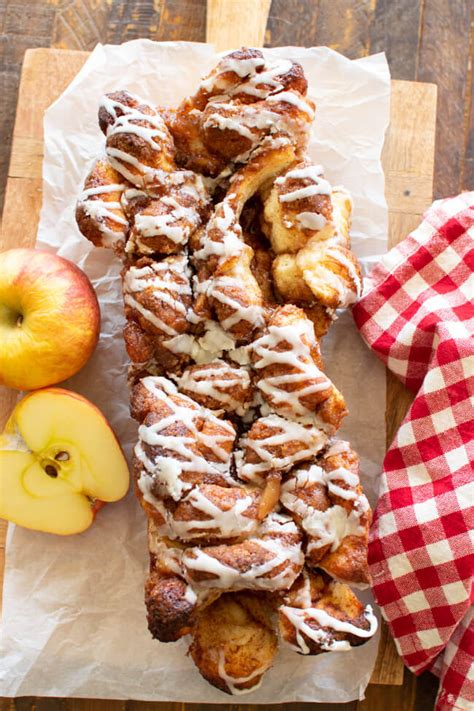 the-best-apple-pie-monkey-bread-recipe-pitchfork image