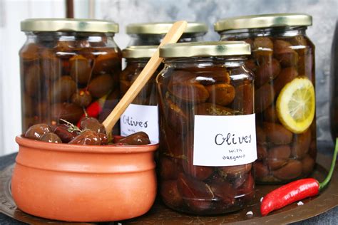 how-to-brine-and-marinate-olives-the-glutton-life image