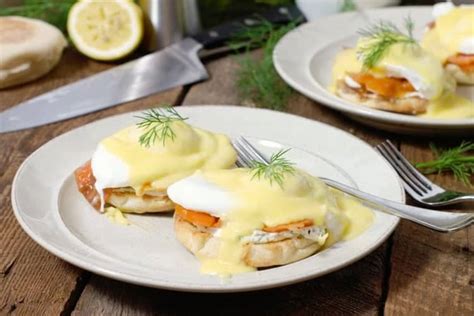 smoked-salmon-eggs-benedict-earth-food-and-fire image