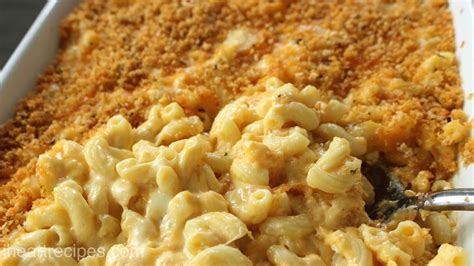 southern-baked-macaroni-and-cheese-i-heart image