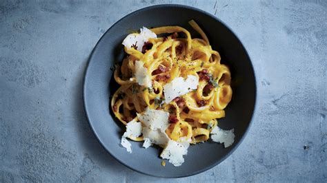 winter-squash-carbonara-with-pancetta-and image