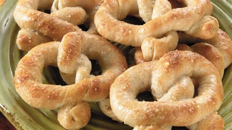 soft-pesto-pretzels-recipe-pillsburycom image