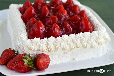 sams-club-strawberry-cake-homemade image