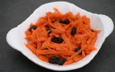 moroccan-carrot-salad-with-cinnamon-healthy-school image