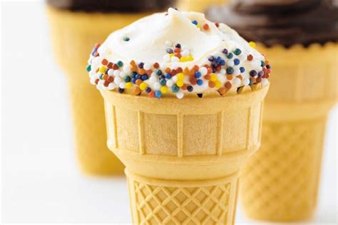 ice-cream-cone-cupcakes-canadian-goodness image