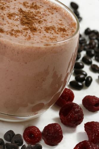 raspberry-mocha-frappe-recipe-country-grocer image