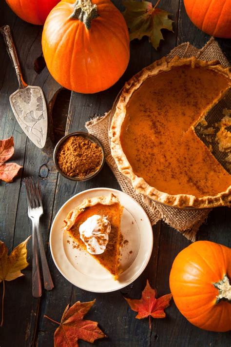 best-healthy-pumpkin-pie-recipe-ever-the-picky-eater image