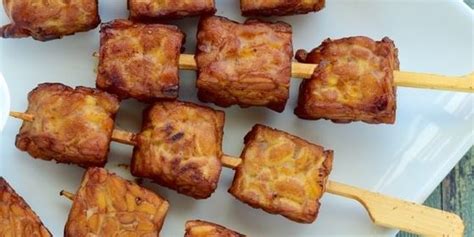 basic-oven-baked-marinated-tempeh-meal-garden image