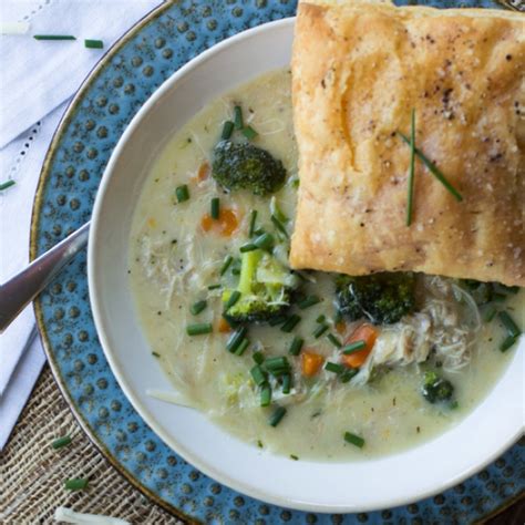 instant-pot-cheesy-chicken-and-broccoli-pot-pie image
