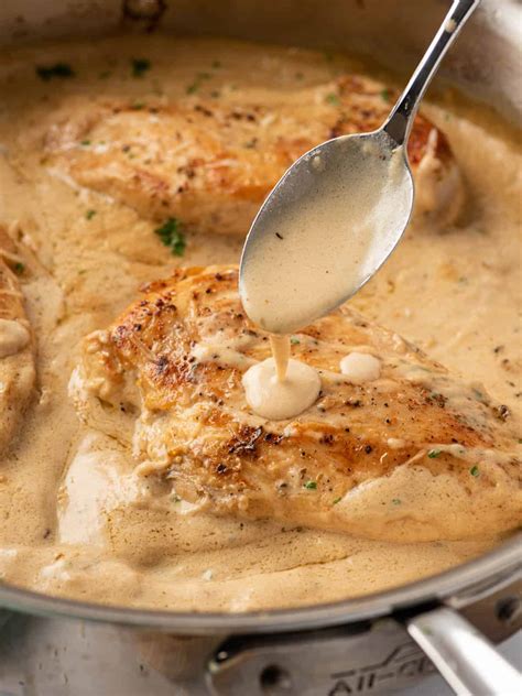 easy-creamy-garlic-parmesan-chicken-recipe-cookin image