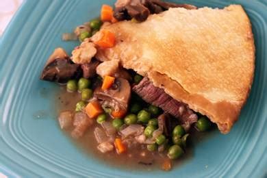skillet-beef-pot-pie-recipe-moms-who-think image