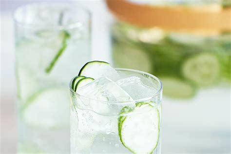 10-easy-gin-drinks-best-cocktails-to-make-with-gin image