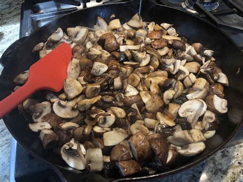 organic-black-garlic-mushroom-dip-recipes-with image