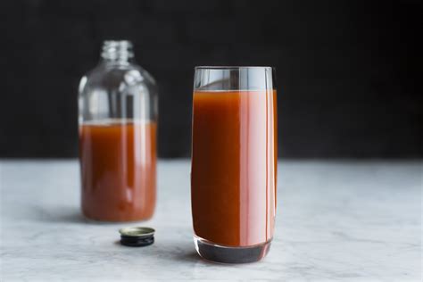v-10-tomato-juice image