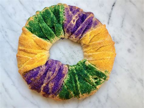 easy-recipe-for-mardi-gras-king-cake-thespruceeatscom image