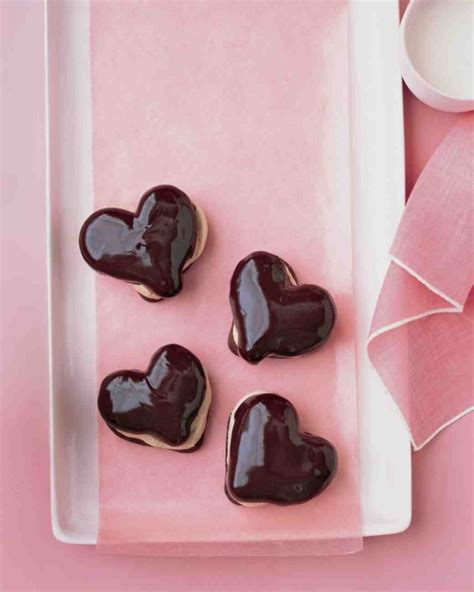 martha-stewarts-chocolate-eclair-hearts-tinseltown image