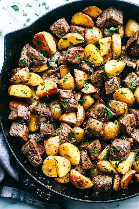 garlic-butter-herb-steak-bites-with-potatoes-the image