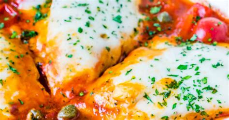 chicken-breast-with-tomato-sauce-and-mozzarella image