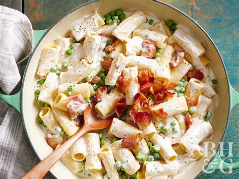stove-top-alfredo-with-bacon-and-peas-emeals image