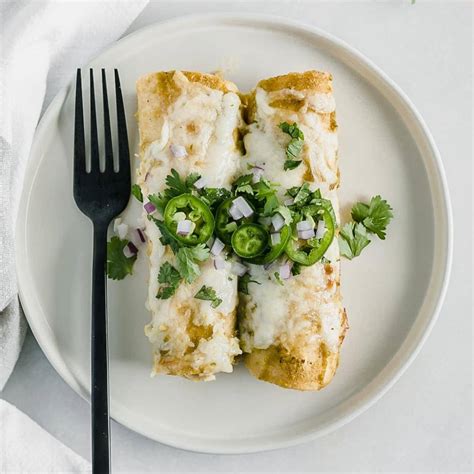 hatch-green-chile-chicken-enchiladas-lively-table image