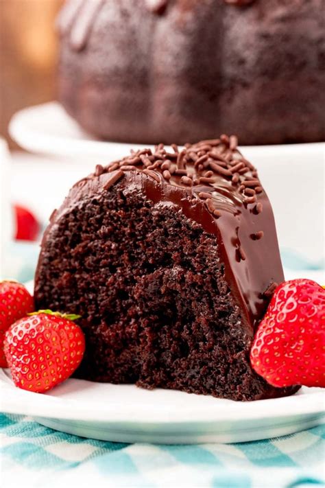 nanas-devils-food-cake-dark-chocolate-bundt-cake image