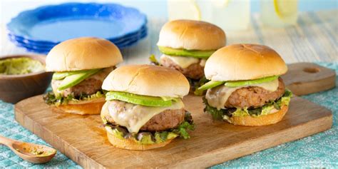 best-turkey-burger-recipe-how-to-make-turkey-burgers image