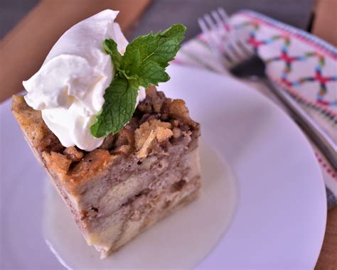 new-orleans-bread-pudding-with-lemon-sauce-and image
