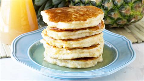 pineapple-pancakes-with-coconut-syrup-the-stay-at image