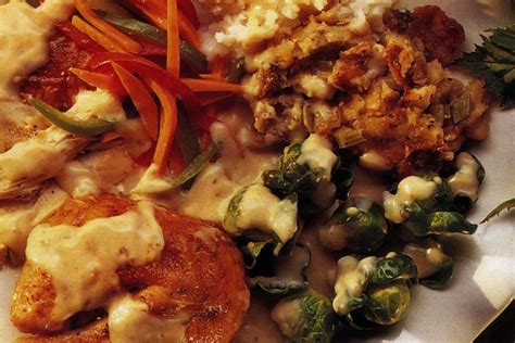 roast-chicken-stuffing-recipe-with-gravy-canadian image