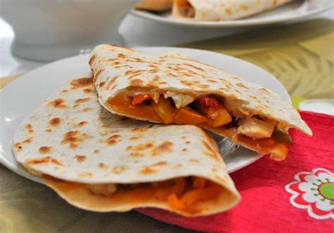 chicken-and-pepper-quesadillas-mydeliciousmealscom image