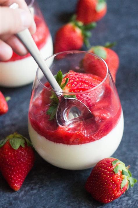 vanilla-panna-cotta-with-strawberry-sauce-coco-and image